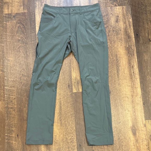 Columbia Men's Grey Outdoor Omni-Shield Pants 30x30 - Picture 1 of 5